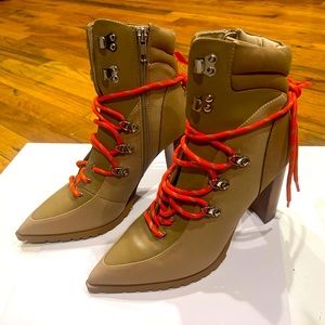 STEVE MADDEN Karey boot